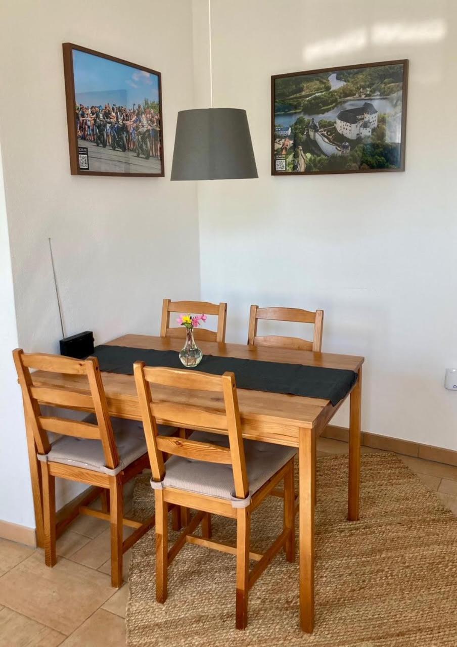Pension Und Ferienwohnung Am Teich Schleiz Exteriör bild